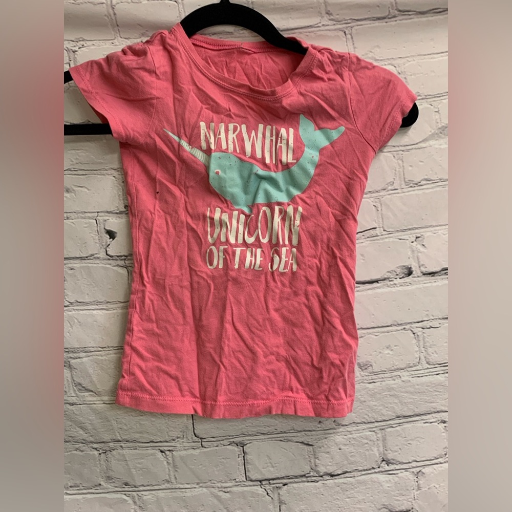 5/$20 Kids Girls Shed’s Aquarium Pink Narwhal T-Shirt Check Measurements
